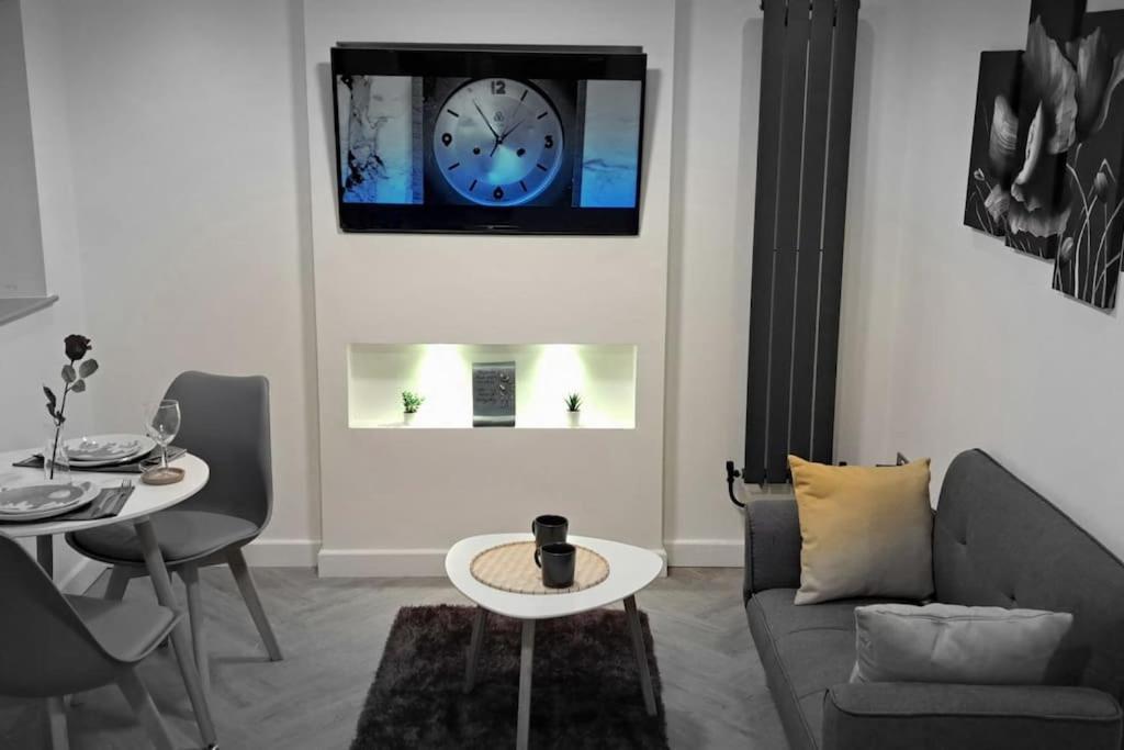 Dalmas Apartment *